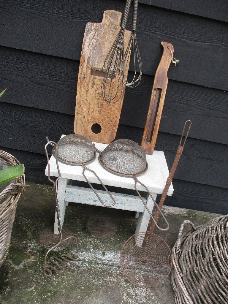 antieke brocante gardes, zeefjes, koolschaaf en snijplank, Antiek en Kunst, Ophalen of Verzenden