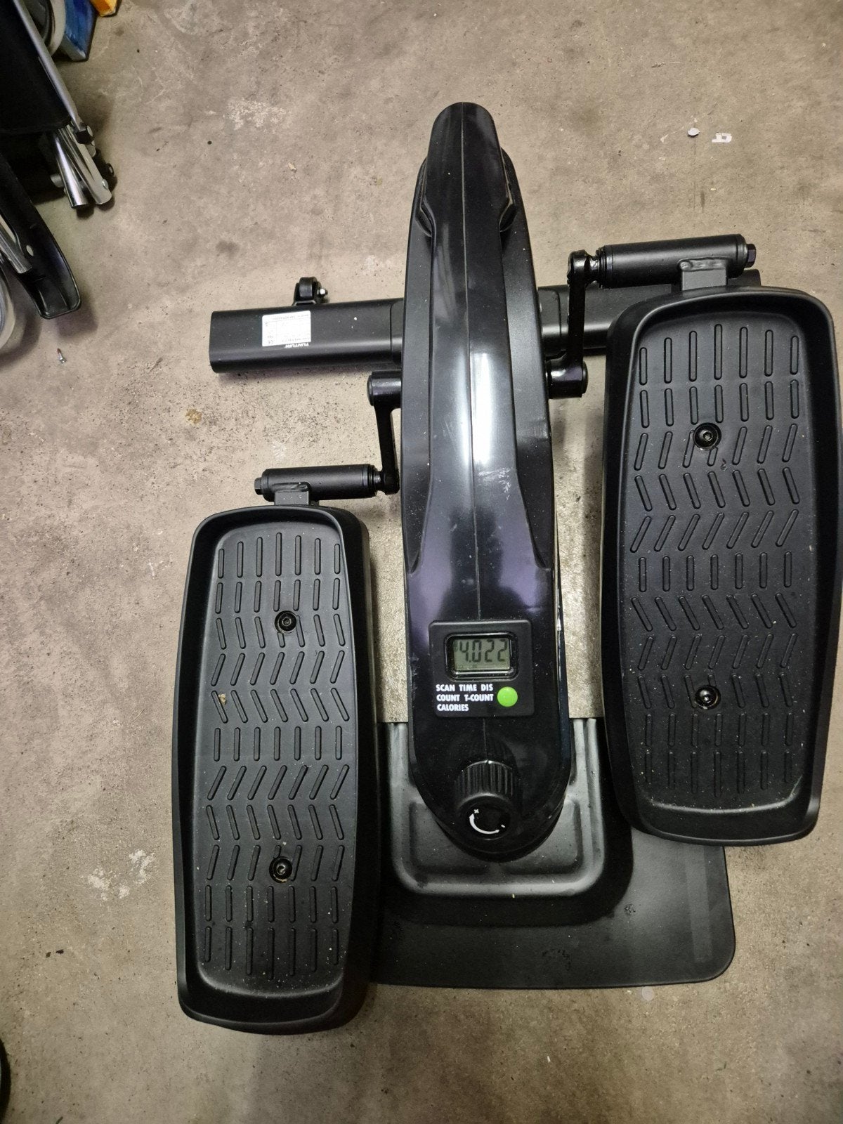 Foto 4 van Tunturi stoelfiets/mini hometrainer/bewegingstrainer