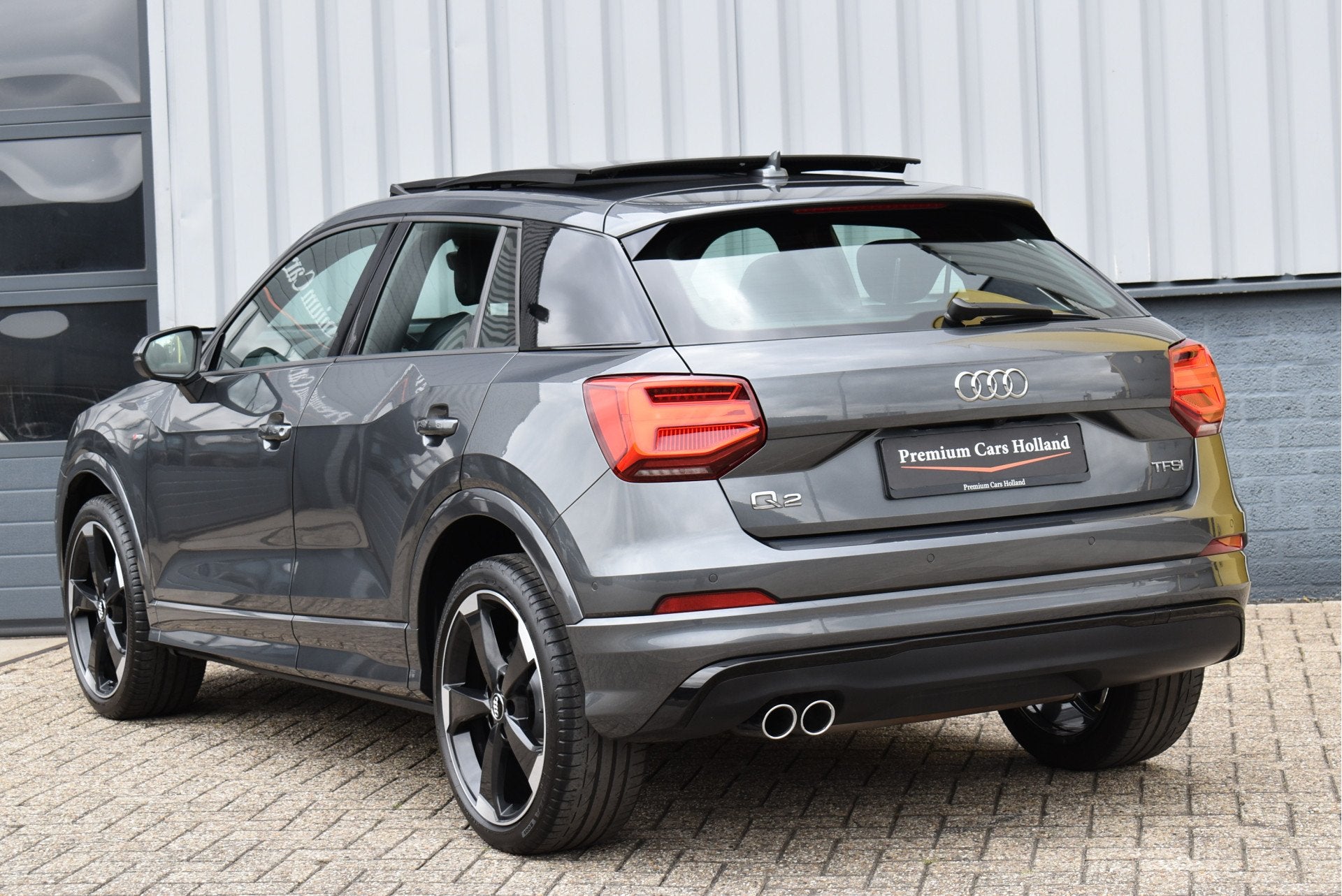Audi Q2 1.4 TFSI CoD 150 Pk S-Line Pano Sfeer Navi Alcantara, Auto's, Gebruikt, 4 cilinders, 150 pk, 19 km/l