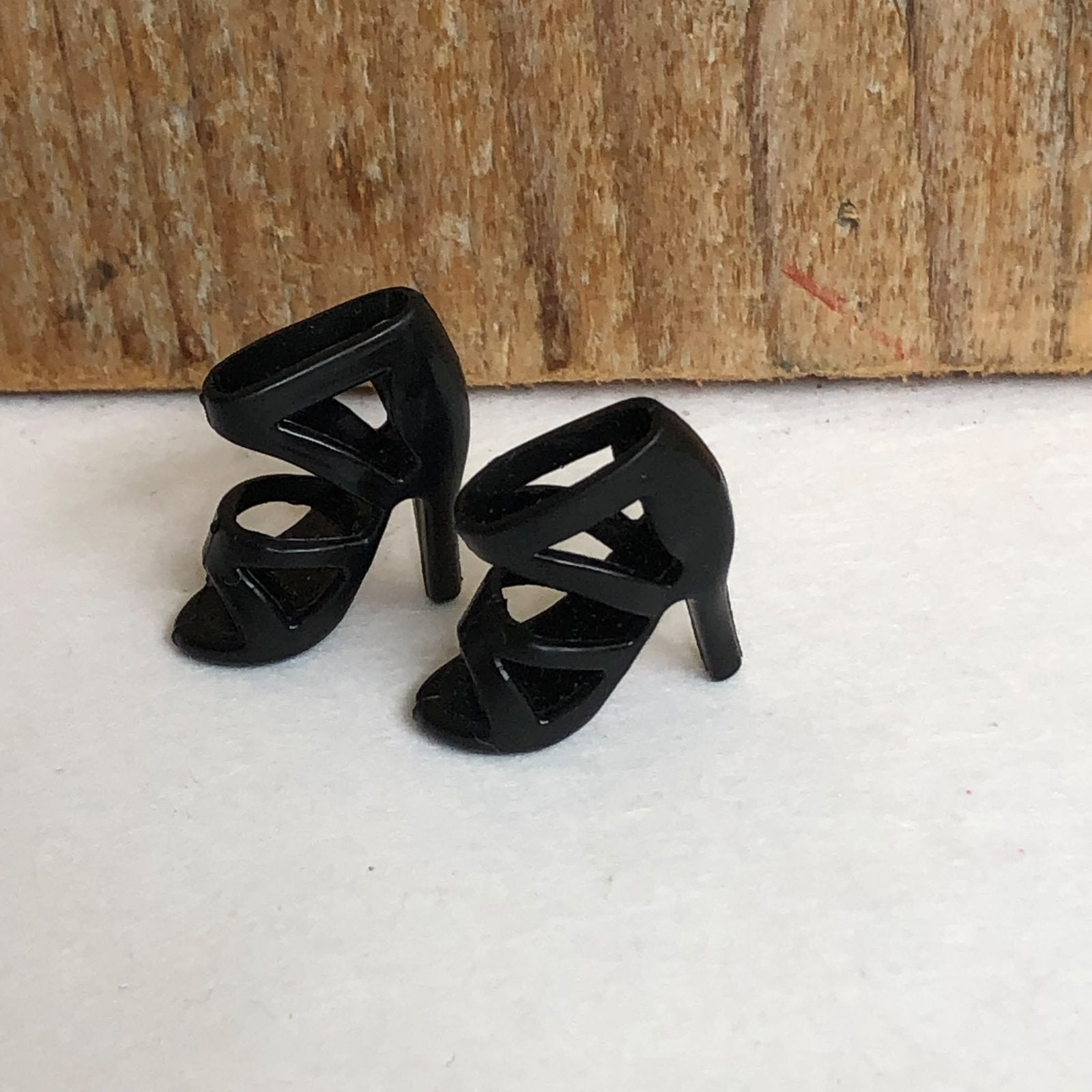 Zwarte hak sandalen, Ophalen of Verzenden, Zo goed als nieuw, Barbie