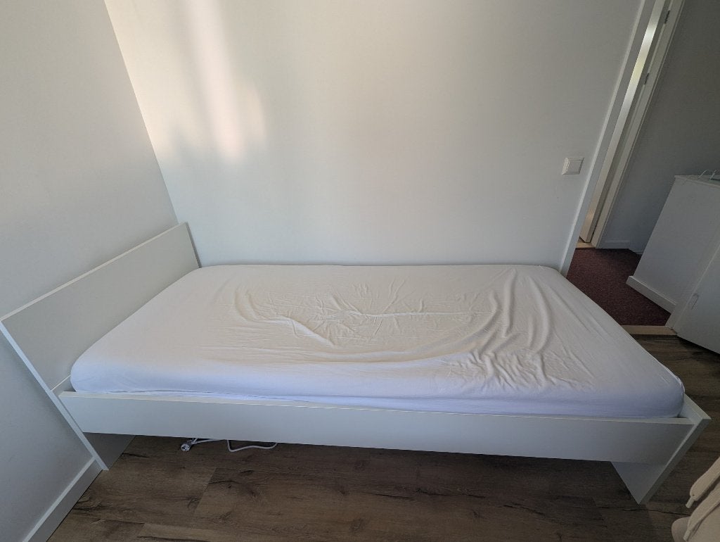Bedframe 90x210 van Beukmeubels, Ophalen, 90 cm, Eenpersoons, Zo goed als nieuw