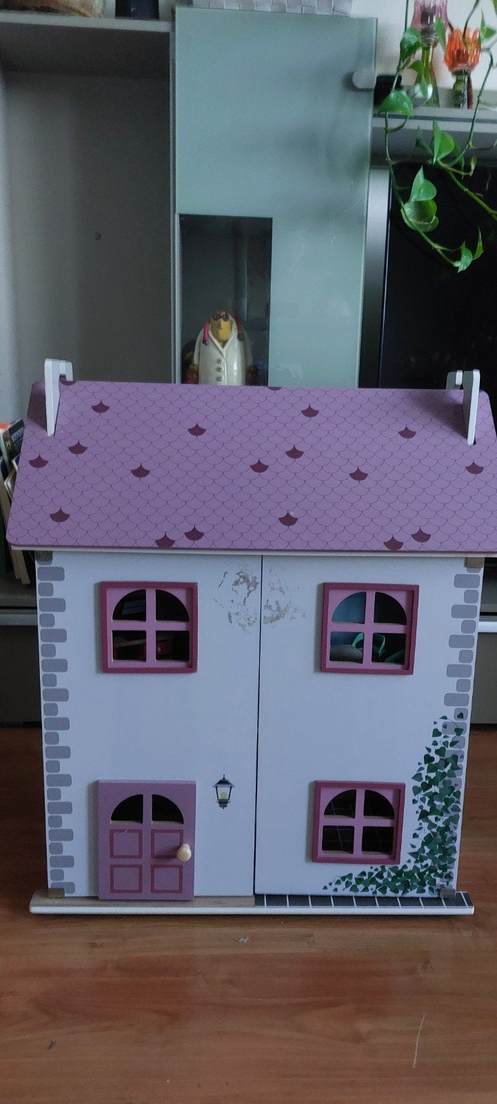 Groot houten poppenhuis met meubels, Ophalen, Gebruikt, Poppenhuis