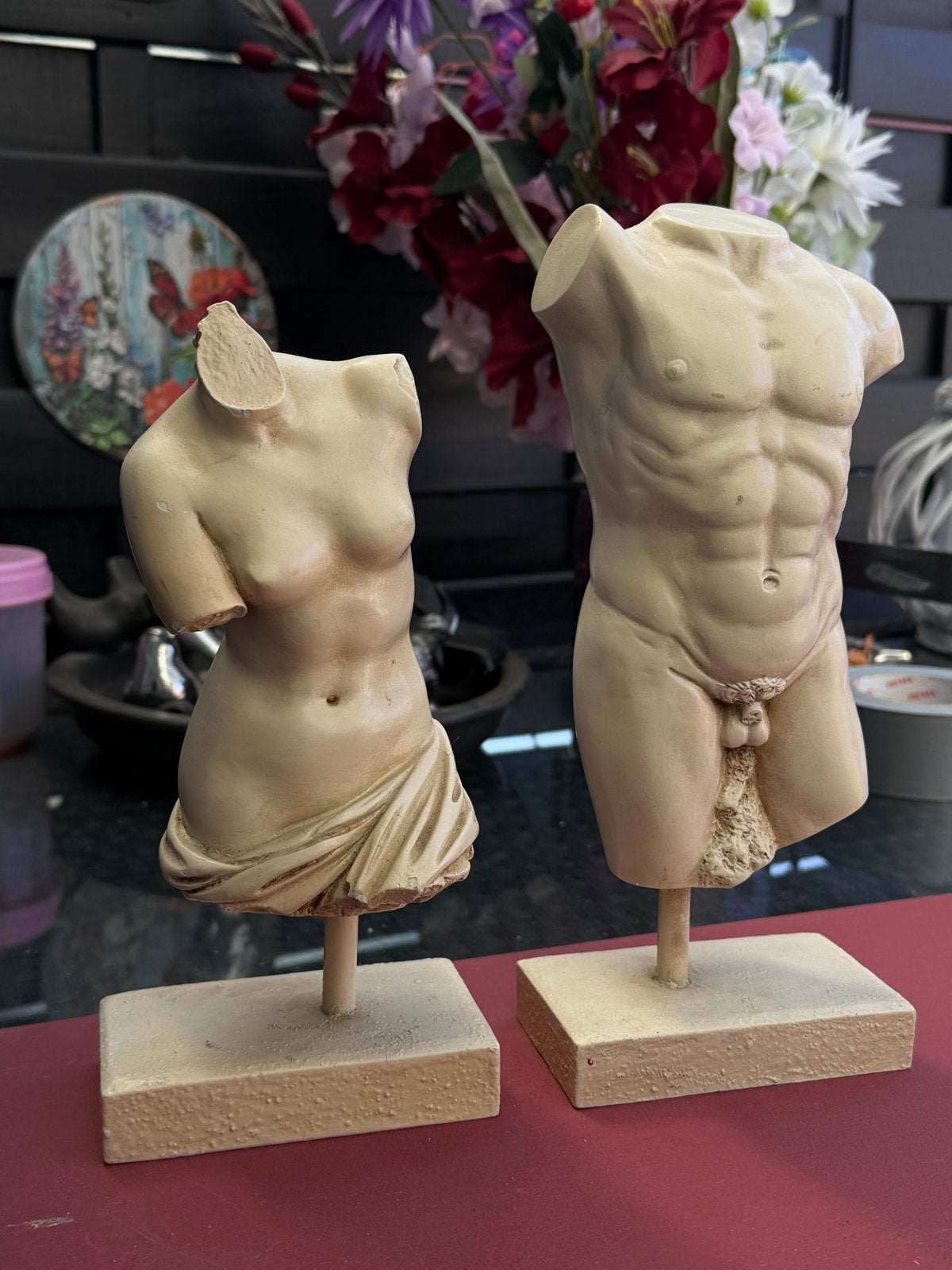 Vintage Grieks geïnspireerde beelden: man en vrouw, Minder dan 20 cm, Gips, Ophalen of Verzenden, Beeld