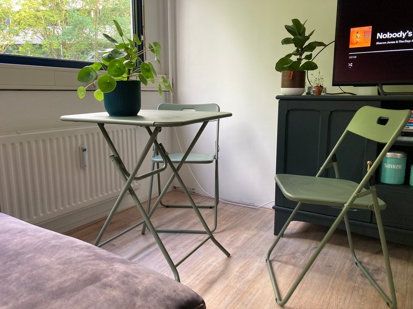 Balkontafeltje en 2 stoelen, Ophalen, Zo goed als nieuw, Vierkant, Aluminium