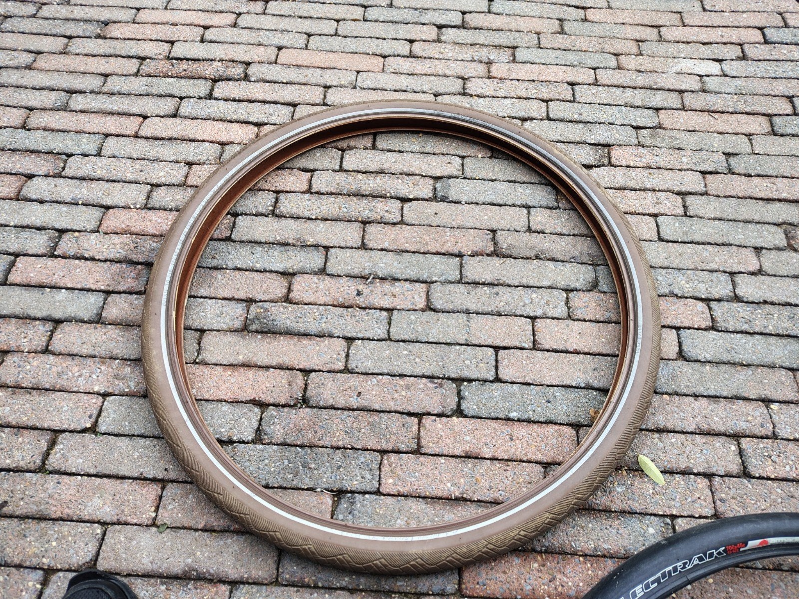 CST Classic Zeppelin band 28 inch bruin, Band, Elektrische fiets, Ophalen of Verzenden, Zo goed als nieuw