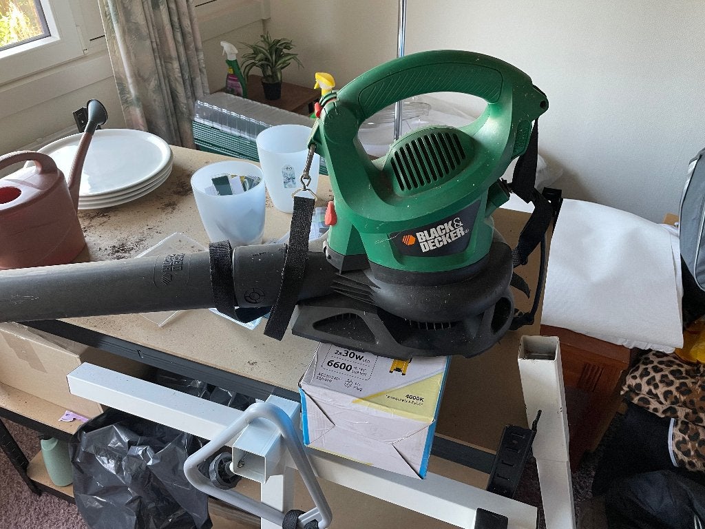 Black&decker Bladblazer met stekker, Ophalen, Gebruikt, Handgedragen, Black & Decker