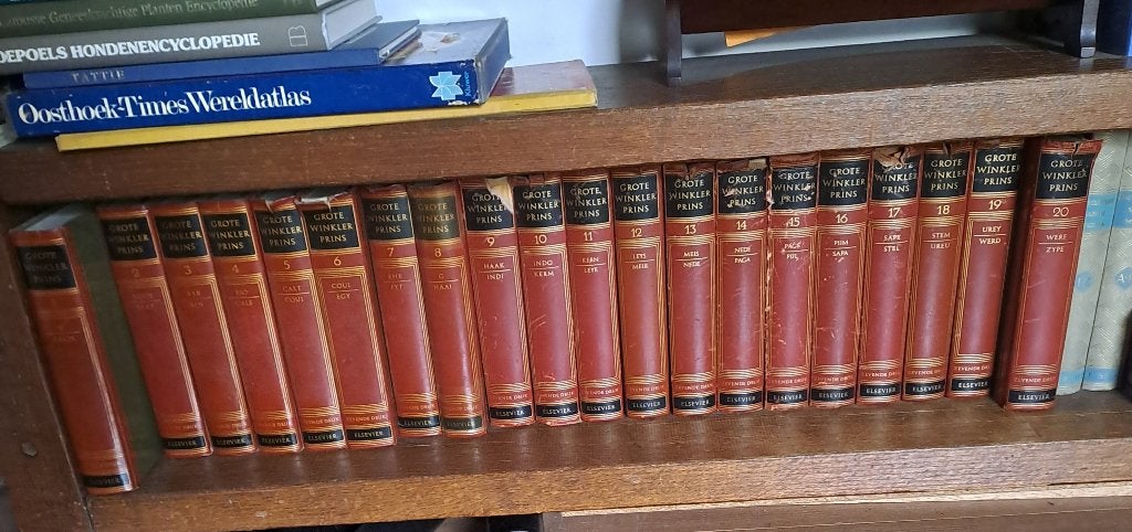Grote Winkler Prins encyclopedie, Boeken, Ophalen, Gelezen, Algemeen