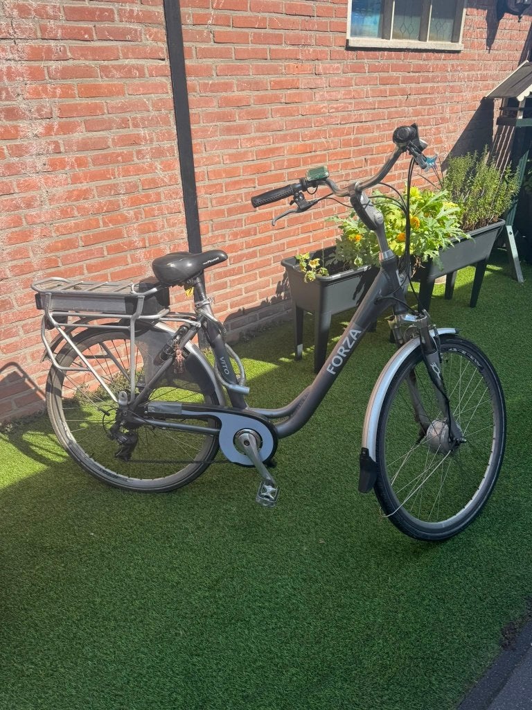 Damesfiets elektrisch FORZA, Ophalen, Gebruikt, Minder dan 30 km per accu, Overige merken