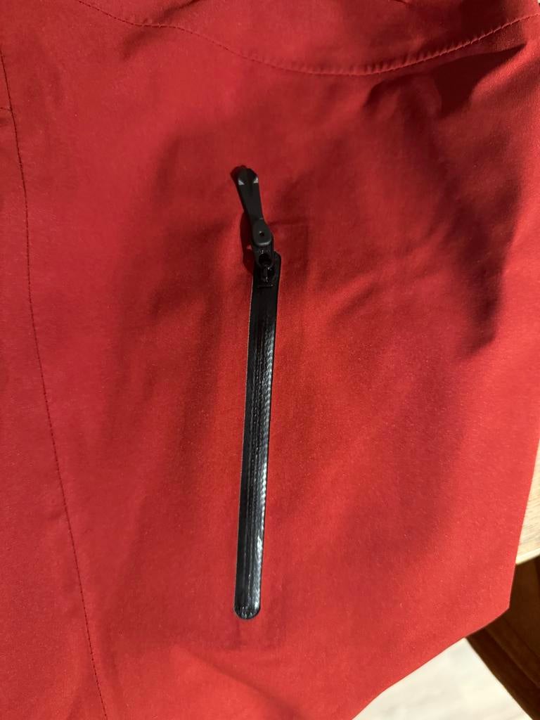 Arcteryx Alpha SV Jas - Rood - Maat L, Kleding | Heren, Maat 52/54 (L), Nieuw, Ophalen of Verzenden, Arc’teryx