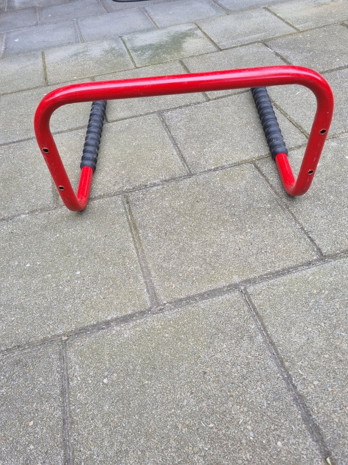 Fietsbeugel voor schuur of garage, Ophalen