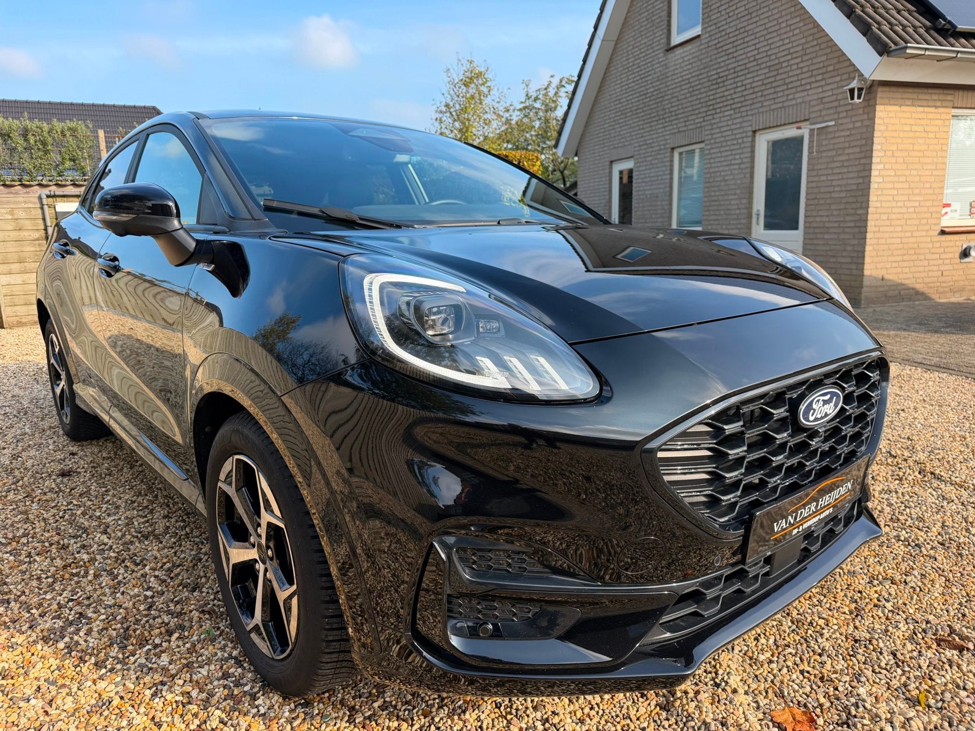 Ford PUMA 1.0 EcoBoost Hybrid ST-Line X 155PK Automaat Navig, Auto's, Dealer onderhouden, Alcantara, Zwart, Bedrijf