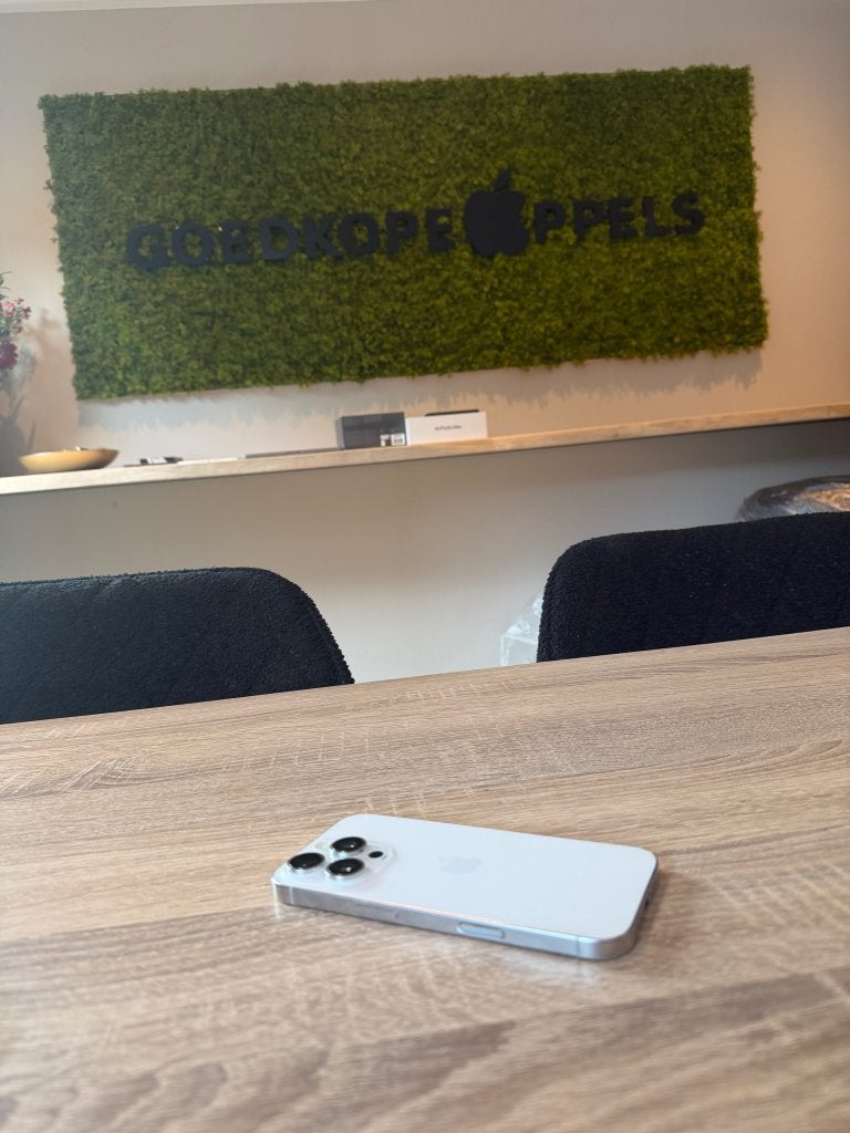 iPhone 16 Pro 128GB Wit | Netwerk defect, Ophalen, 128 GB, Apple, Cupertino California