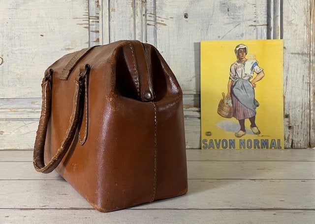 Vintage Franse dokterstas weekendtas bruin leder, Antiek en Kunst, Ophalen of Verzenden