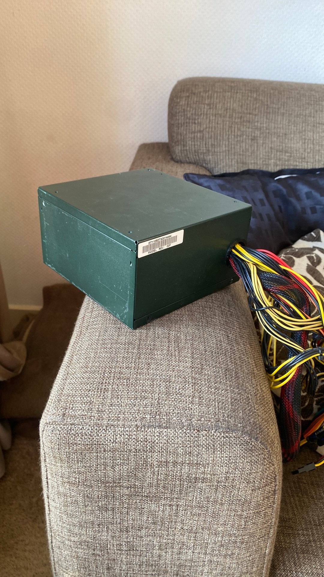Antec 650W Voeding met Videokaart Aansluitingen, Computers en Software, Ophalen of Verzenden, Gebruikt