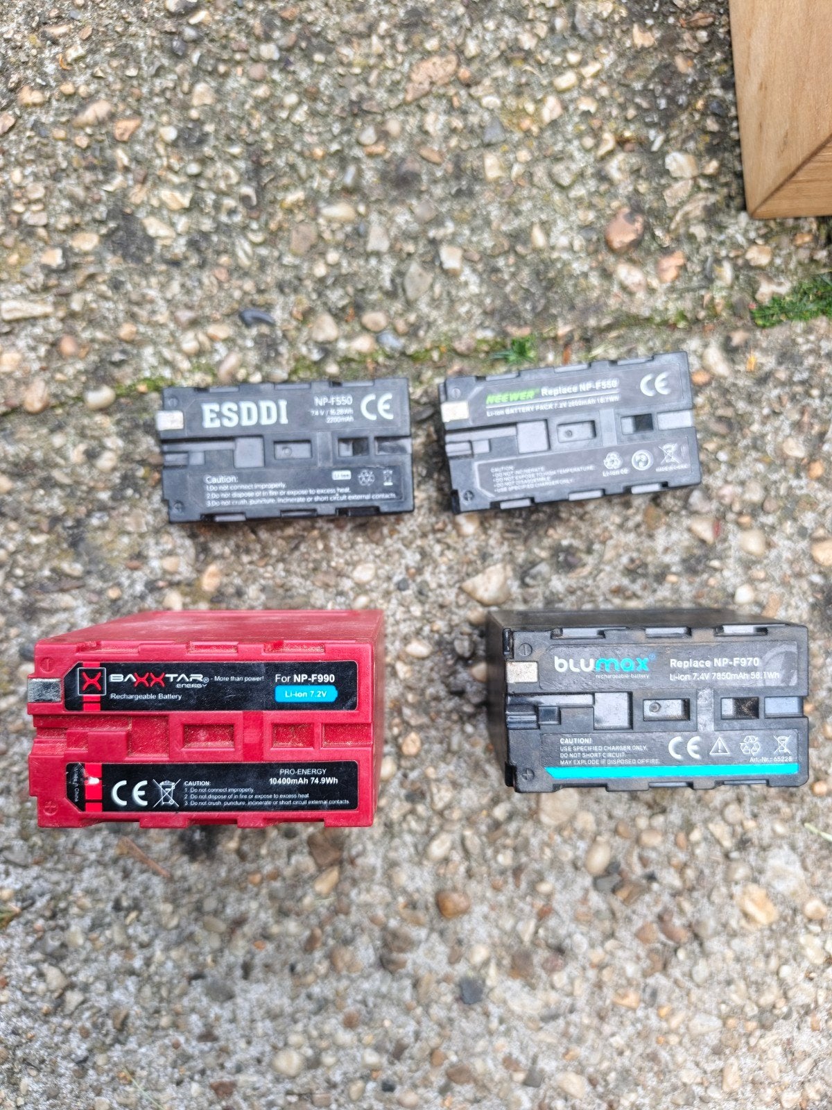 Batterijen voor camerabelichting (NP-F550, NP-F970), Ophalen of Verzenden, Gebruikt, Oplaadbaar