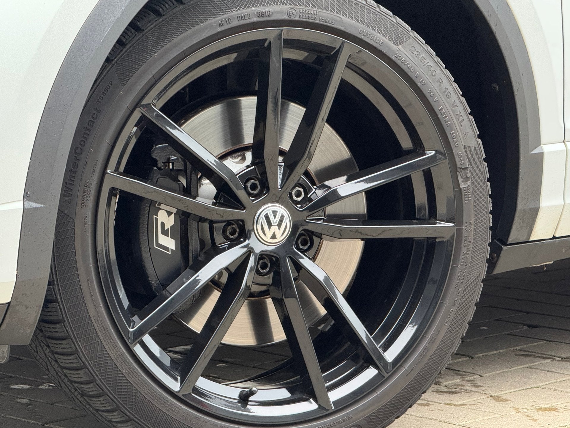 Volkswagen T-Roc 2.0 TSI R 4Motion 300 PK Virtual Dealer onh, Auto's, Volkswagen, Gebruikt, 4 cilinders, Alcantara, Wit