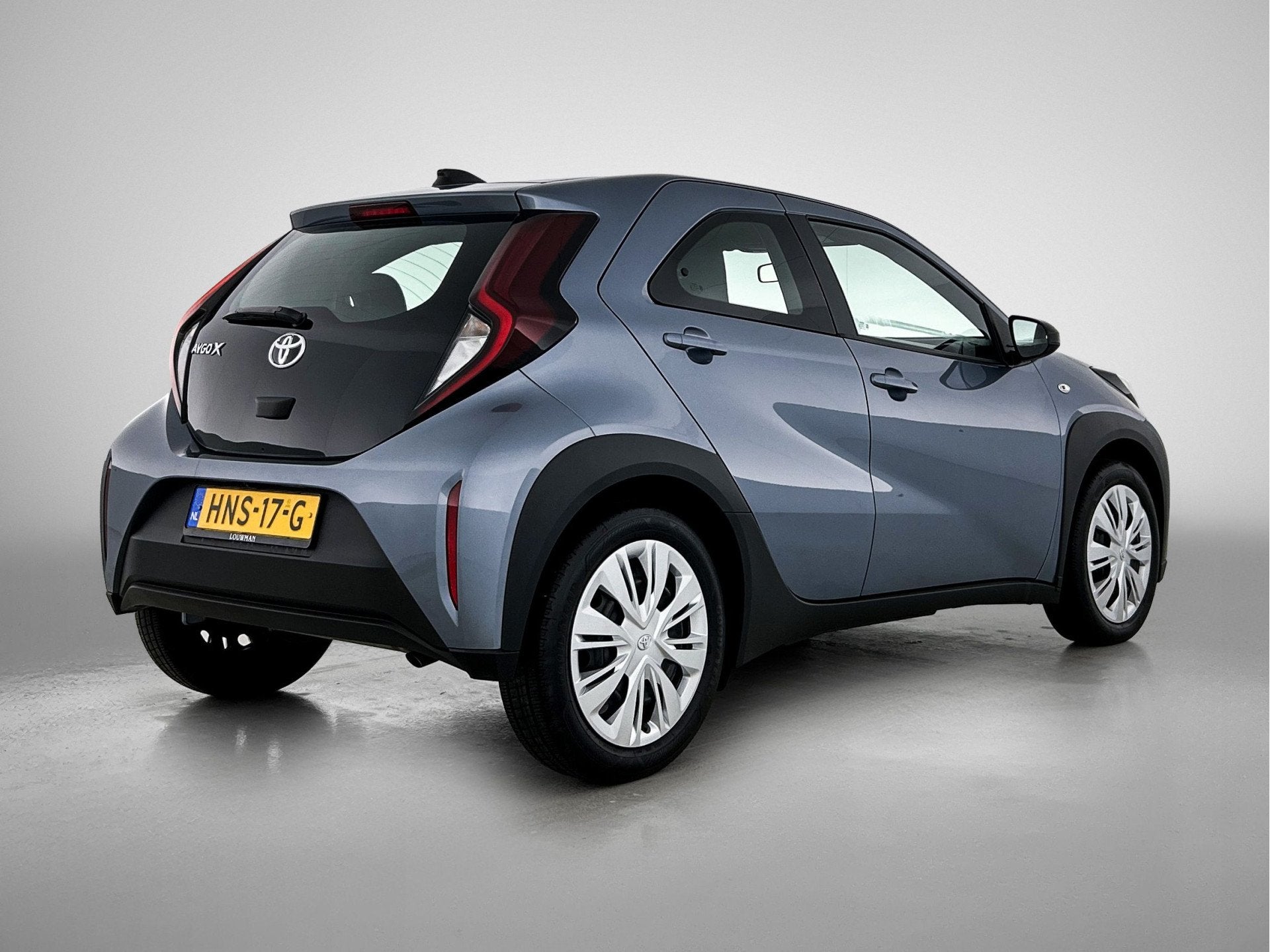 Toyota Aygo X 1.0 VVT-i MT Play | BTW voertuig | Apple CarPl, Auto's, Stof, Gebruikt, 920 kg, 4 stoelen