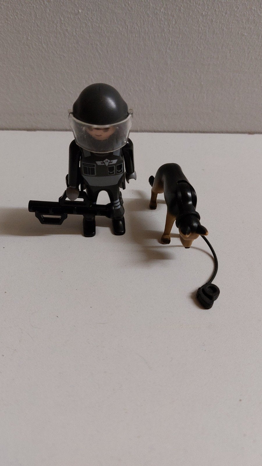 Playmobil politieagent met hond en geweer, Ophalen of Verzenden