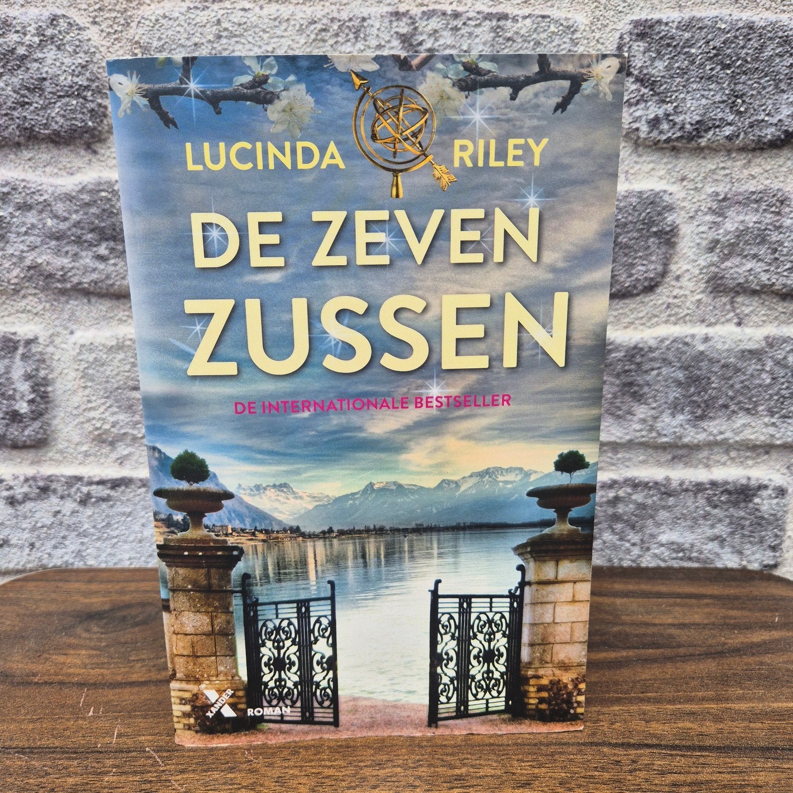 De Zeven Zussen - Lucinda Riley (Internationale Bestseller), Ophalen of Verzenden, Zo goed als nieuw, Lucinda Riley, Nederland