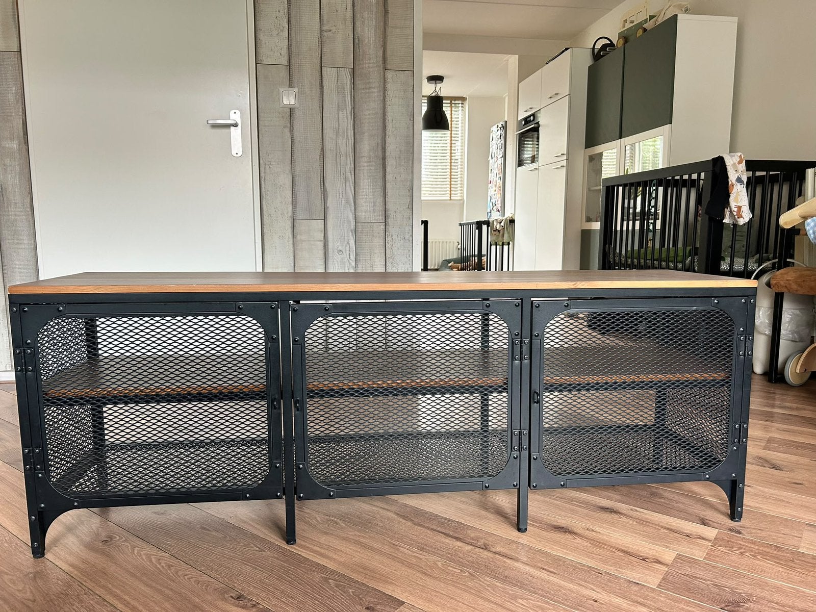Tv meubel Fjällbo 1m50, Huis en Inrichting, Ophalen, Gebruikt, 100 tot 150 cm, Minder dan 100 cm