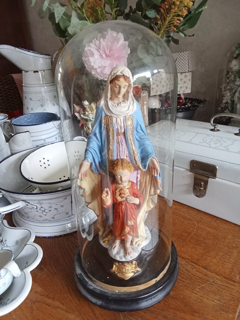 Fraai antiek maria beeld met kindje jezus onder stolp, Ophalen of Verzenden