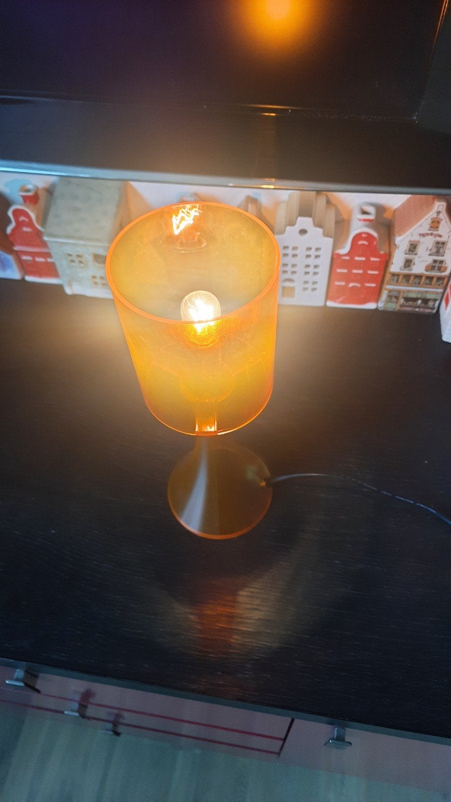 Plexiglas oranje lamp Jyh chiun plastic Ltd,lees beschrijvin, Huis en Inrichting, Kunststof, Oranje, E14 (klein), Ophalen of Verzenden