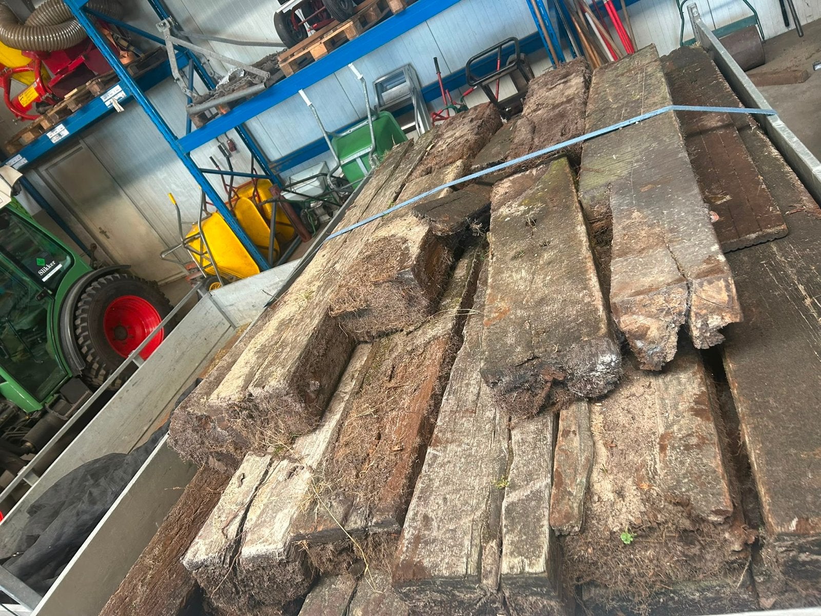 Partij gebruikte bielzen +/- 20 lange lengtes, Tuin en Terras, Bielzen en Borders, Gebruikt, Biels, 200 cm of meer, Ophalen of Verzenden