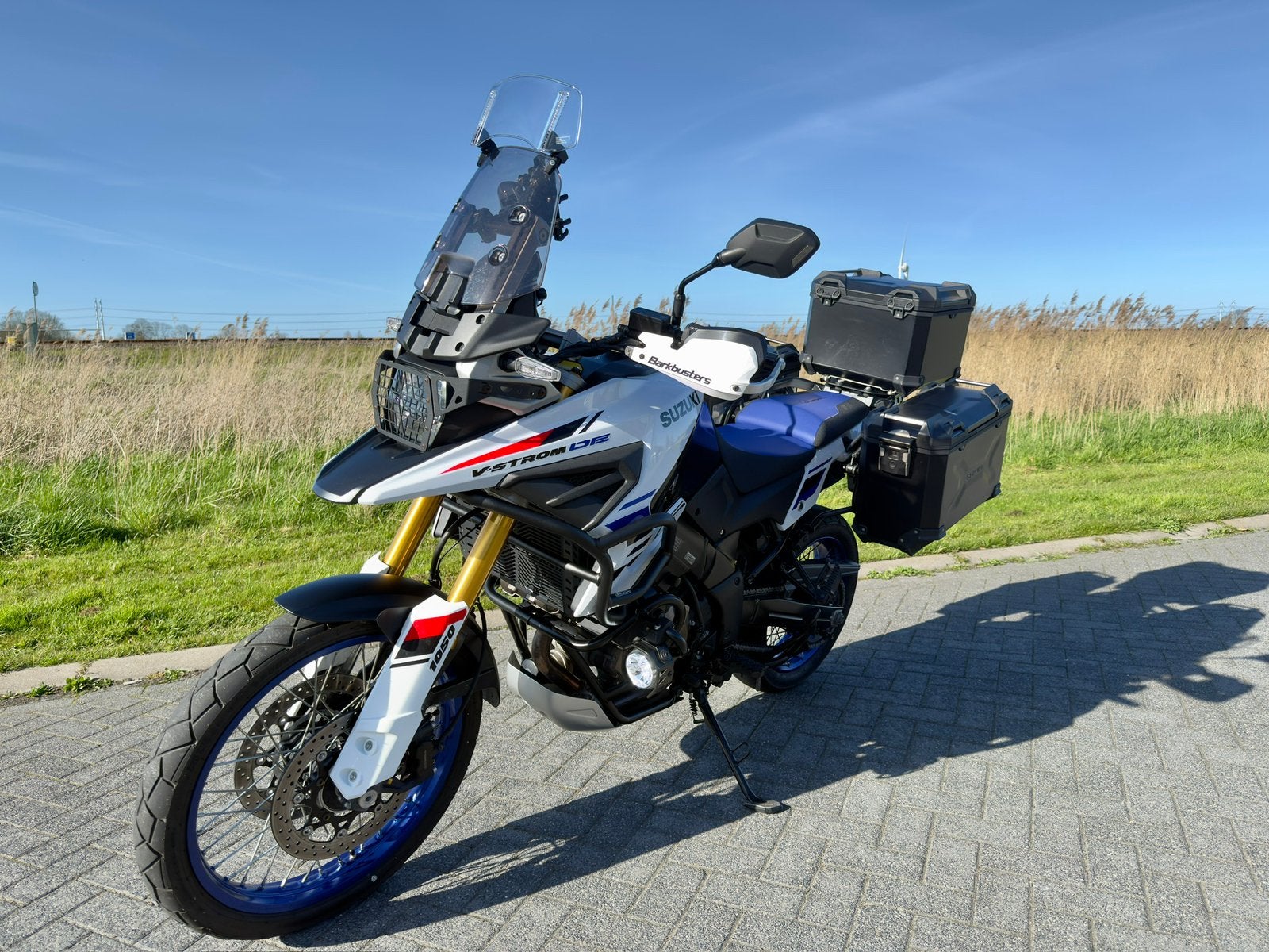 Suzuki V Strom 1050 DE | zeer goed onderhouden | koffers, Motoren, Motoren | Suzuki, 2 cilinders, Occasion, Motorrijbewijs A, Particulier