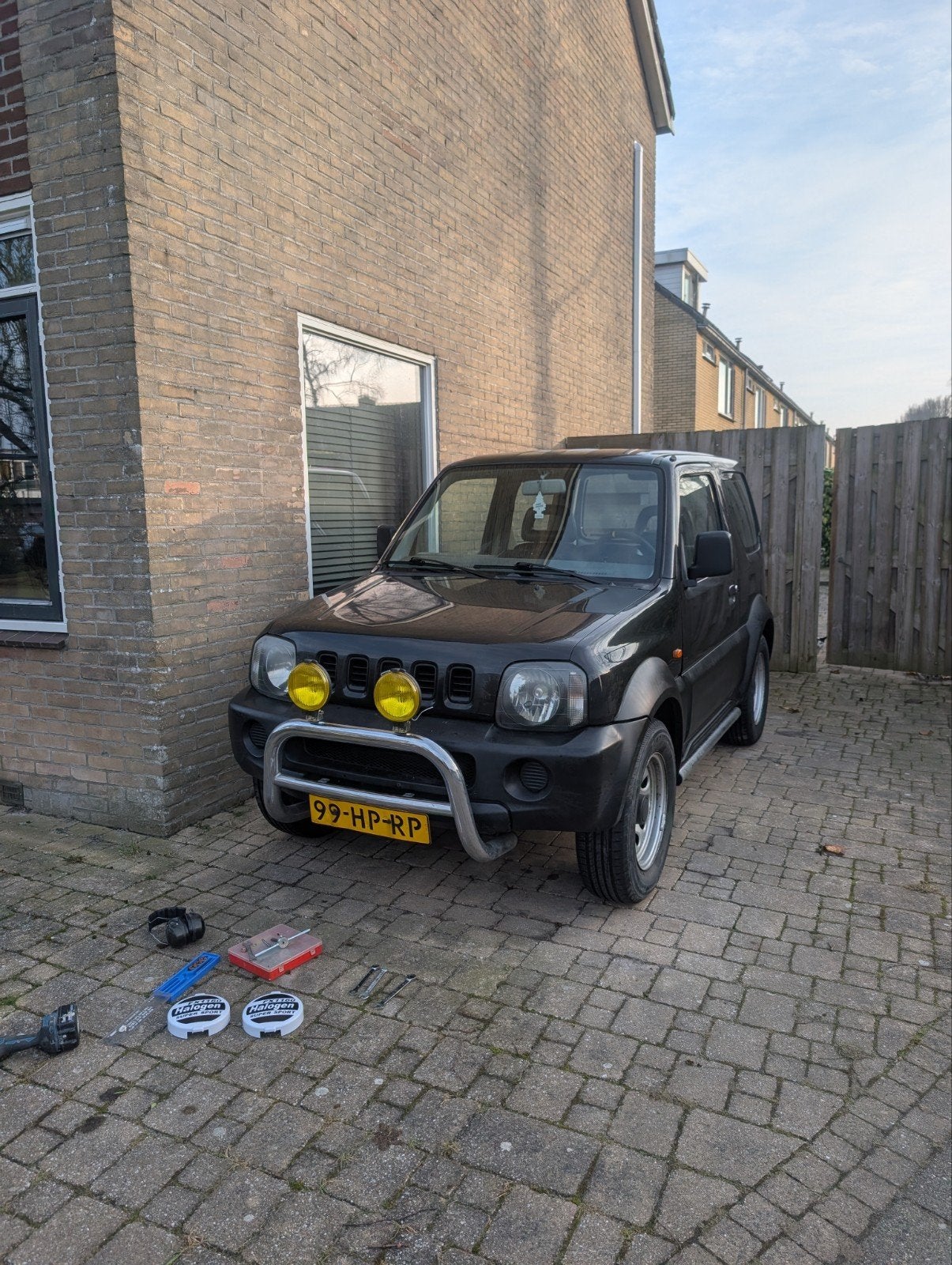 Suzuki Jimny 1.3 2WD 1999 Zwart, 40 €/maand, 4 cilinders, 4 stoelen, Zwart