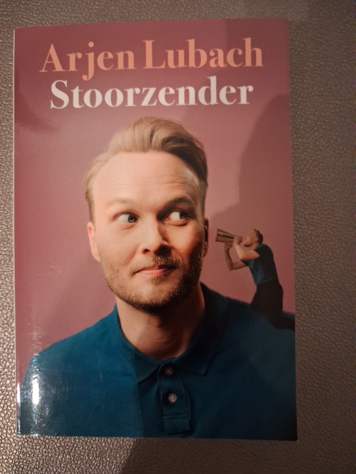 Arjen Lubach - Stoorzender, Boeken, Literatuur, Zo goed als nieuw, Ophalen of Verzenden