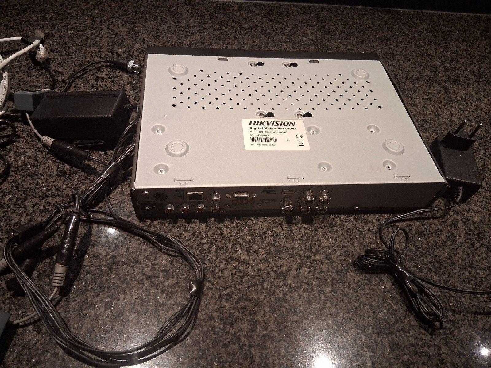 Hikvision DS-7204HWI-SH/A Digitale Video Recorder DVR, Ophalen of Verzenden, Gebruikt