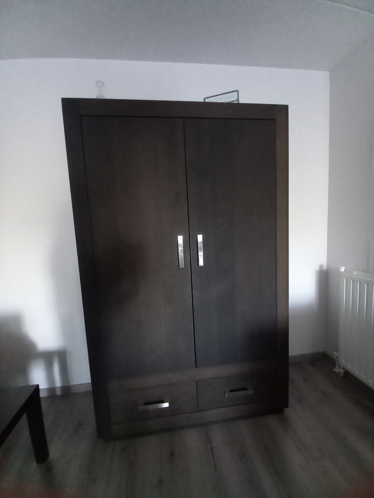 Hoge kast eiken fineer smoked, 2 deuren/2 laden/3 planken, Ophalen, Gebruikt, 100 tot 150 cm, Eikenhout