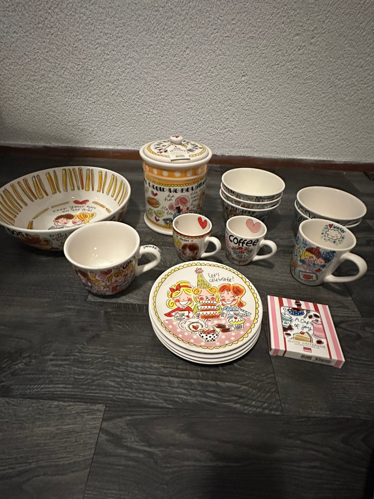 Blond Amsterdam, Ophalen, Nieuw, Aardewerk, Compleet servies