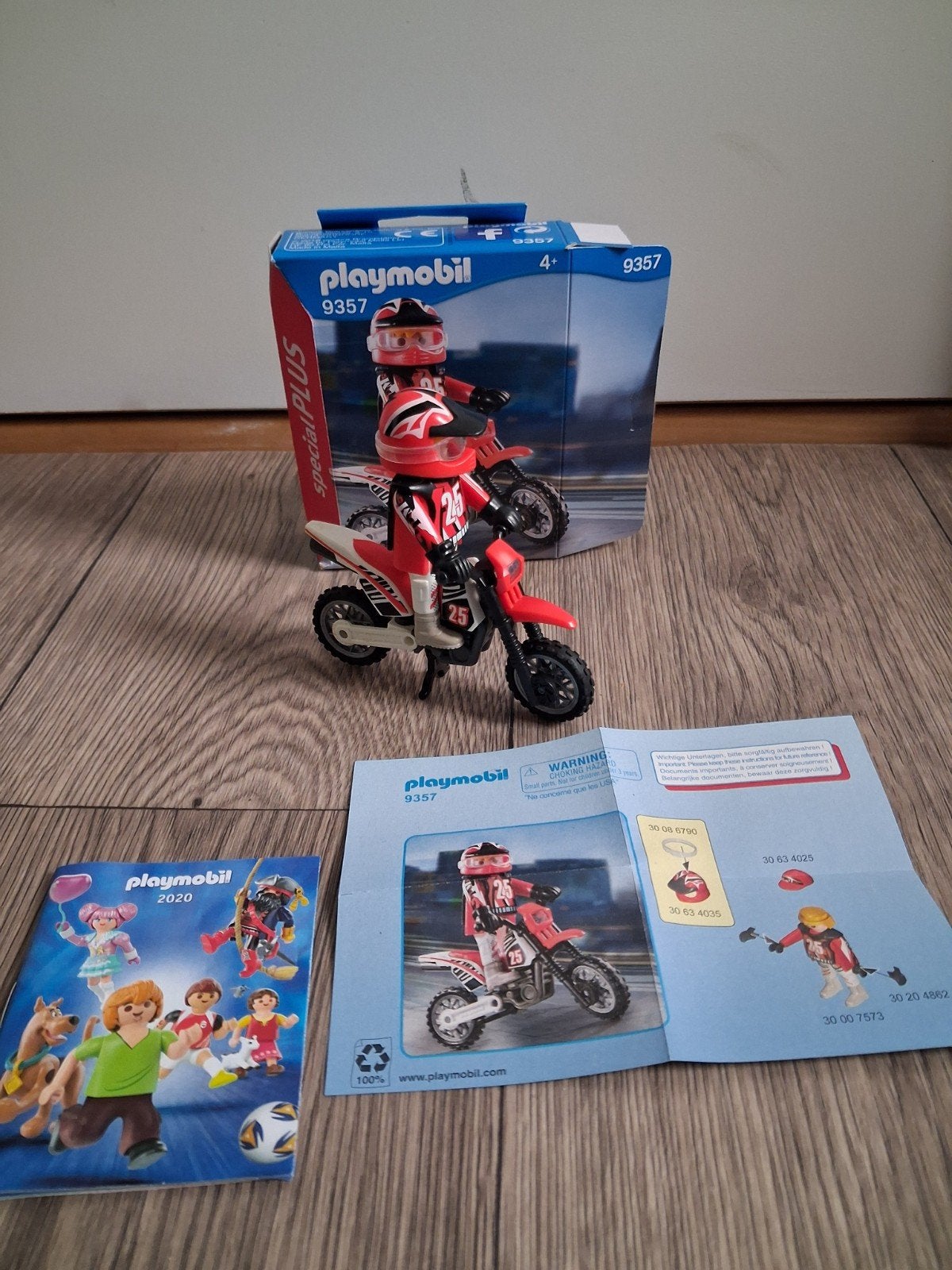 Playmobil motorrijder 9357
Compleet setje, Kinderen en Baby's, Speelgoed | Playmobil, Ophalen of Verzenden, Zo goed als nieuw