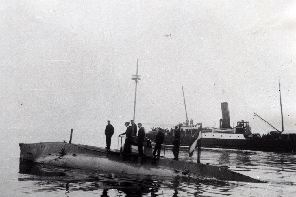Den helder, onderzeeboot, Verzamelen, Foto's en Prenten, Foto, Ophalen of Verzenden, Zo goed als nieuw, Voor 1940