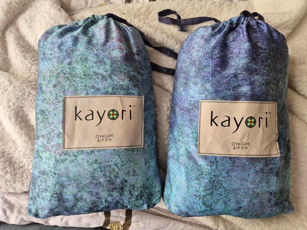 Kayori Oyasumi 2 eenpersoons dekbedovertrekken met 2 kussens, Gebruikt, Eenpersoons, Dekbedovertrek, Ophalen of Verzenden