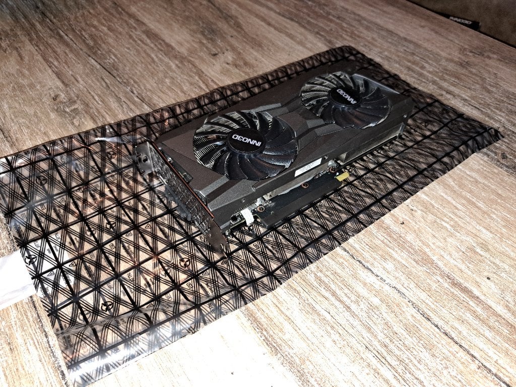 Inno3d NVIDIA GeForce RTX 3060 8GB TWIN X2, Ophalen, GDDR6, PCI-Express 4, Zo goed als nieuw