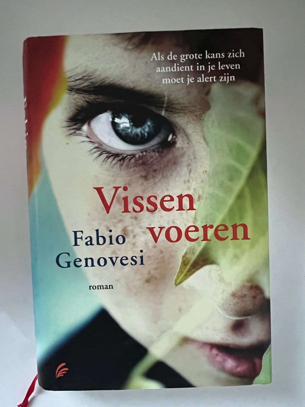 Vissen voeren - Fabio Genovesi (roman), Ophalen of Verzenden, Zo goed als nieuw, Europa overig