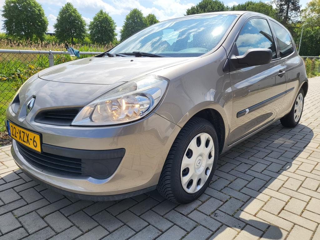 Renault Clio 1.2 16V 3 Drs,Bouwjaar 2009,Stuurbekrachtiging,, Auto's, Renault, Particulier, Clio, ABS, Airbags, Boordcomputer