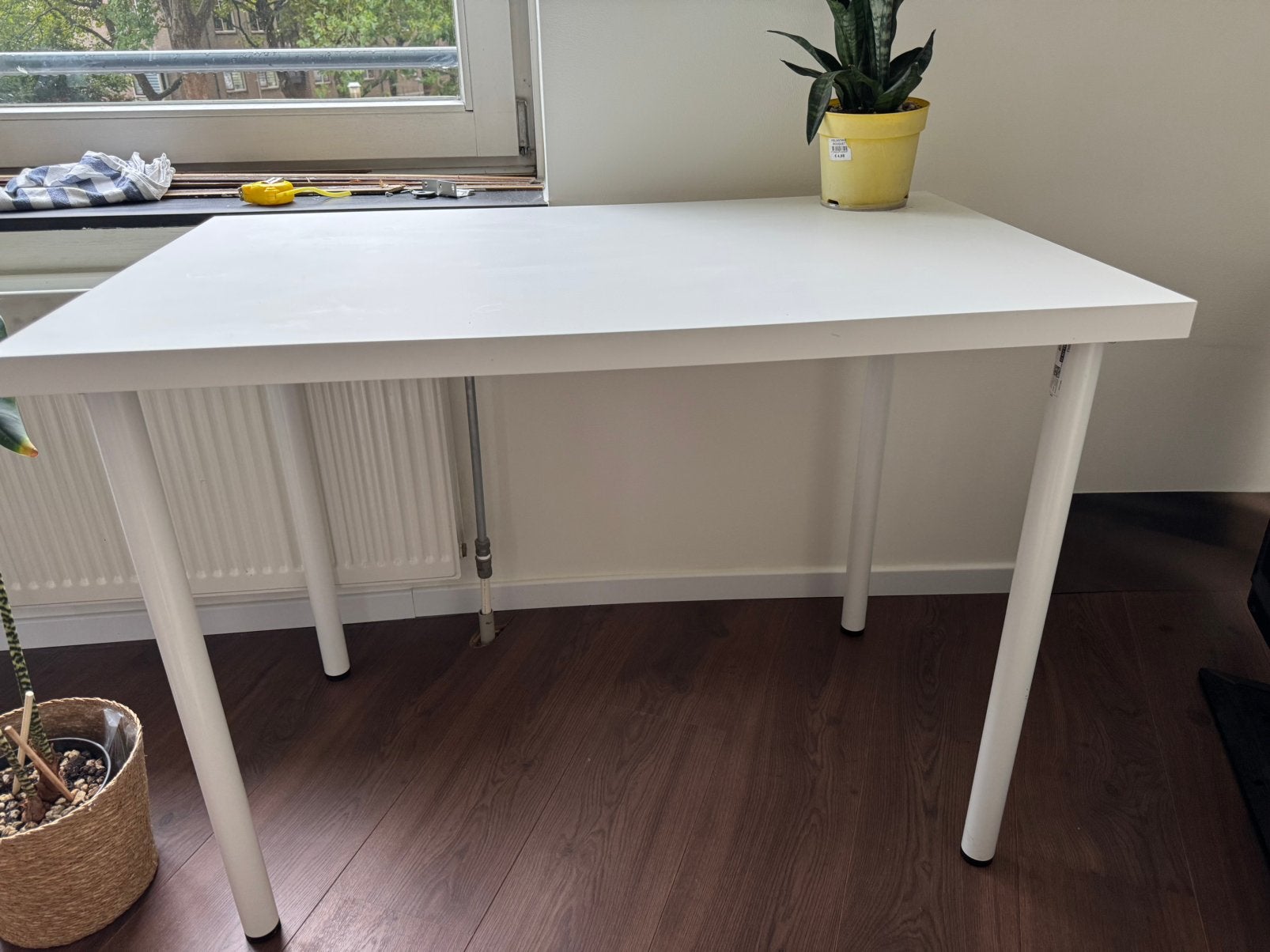 Witte ikea bureautafel, Ophalen of Verzenden, Zo goed als nieuw