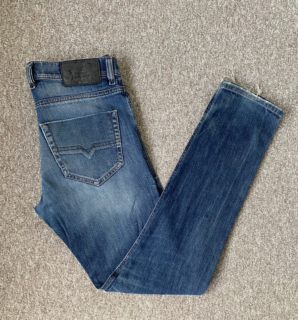 Diesel Tepphar Slim-Carrot Jeans W29 L32 - Zo goed als nieuw, Ophalen of Verzenden, Gedragen, Blauw, W32 (confectie 46) of kleiner