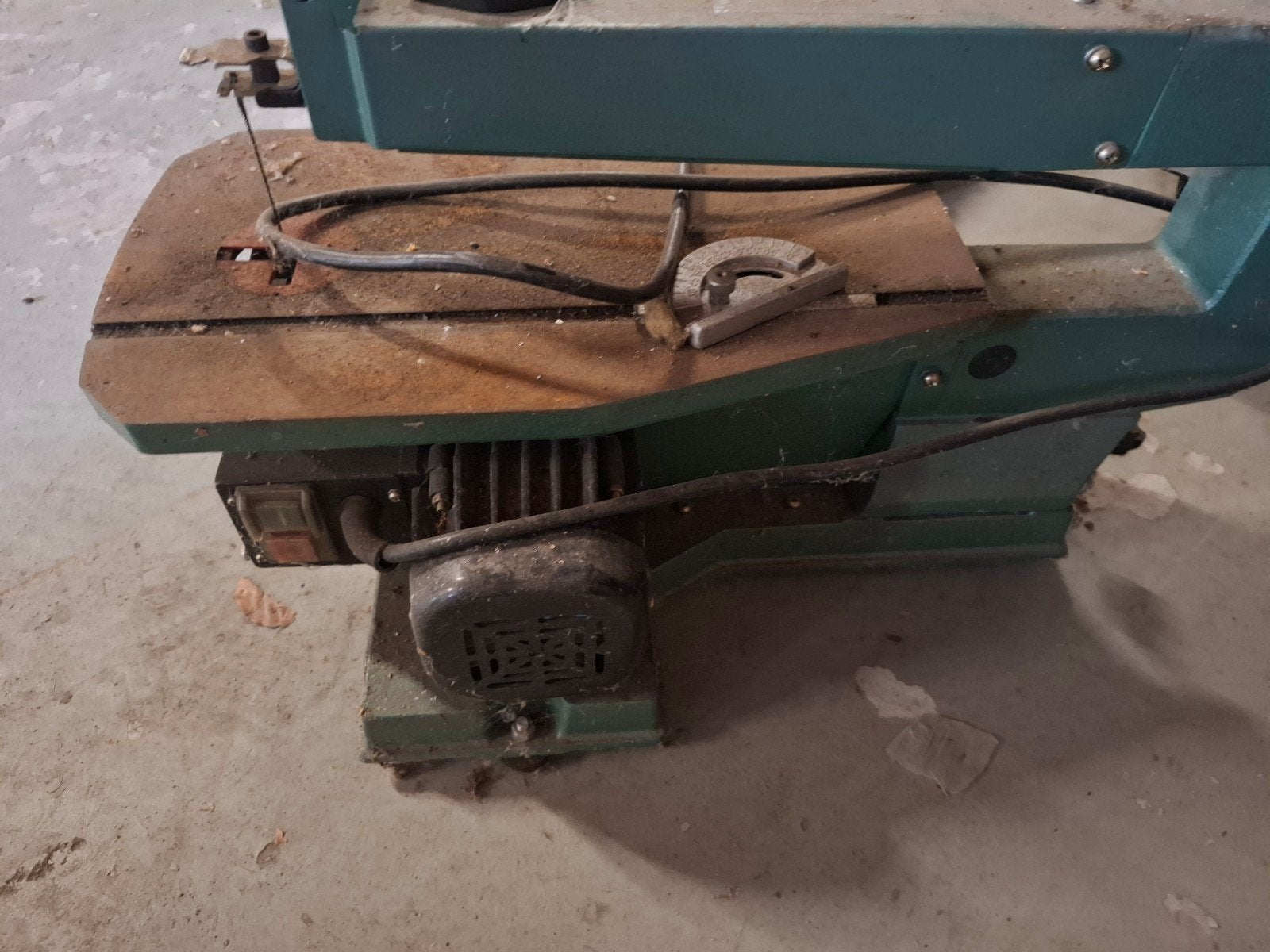 Elektrische Figuurzaag TFZ-400 - Perfect voor Fijn Zaagwerk, Doe-het-zelf en Verbouw, Minder dan 30 mm, Gebruikt, TOP, Ophalen of Verzenden