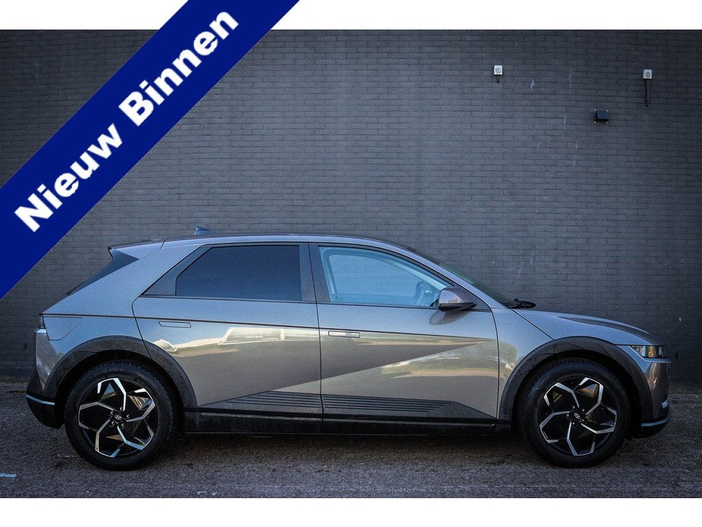 Hyundai IONIQ 5 Style 58 kWh Net binnen-Nu al te bezichtigen, Auto's, Hyundai, Automaat, Gebruikt, Zwart, 384 km