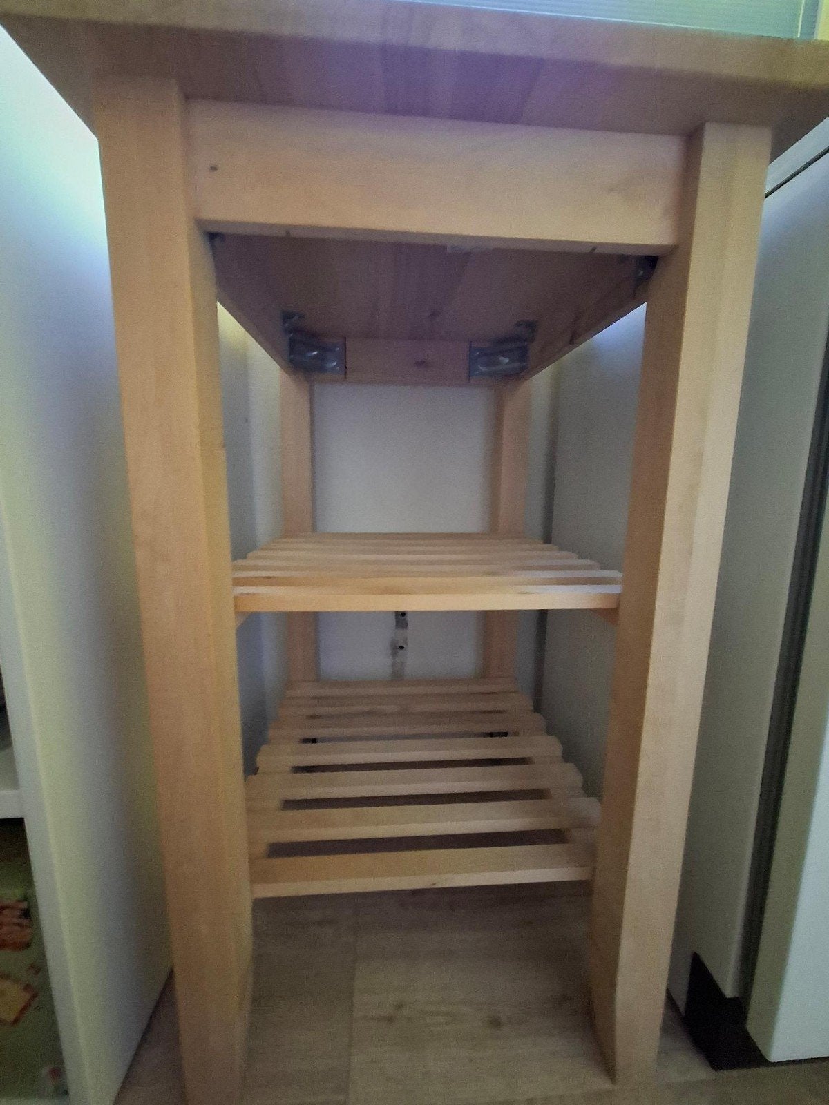 Roltafel Bekväm (ikea), Ophalen, 50 tot 100 cm, Vierkant, Zo goed als nieuw