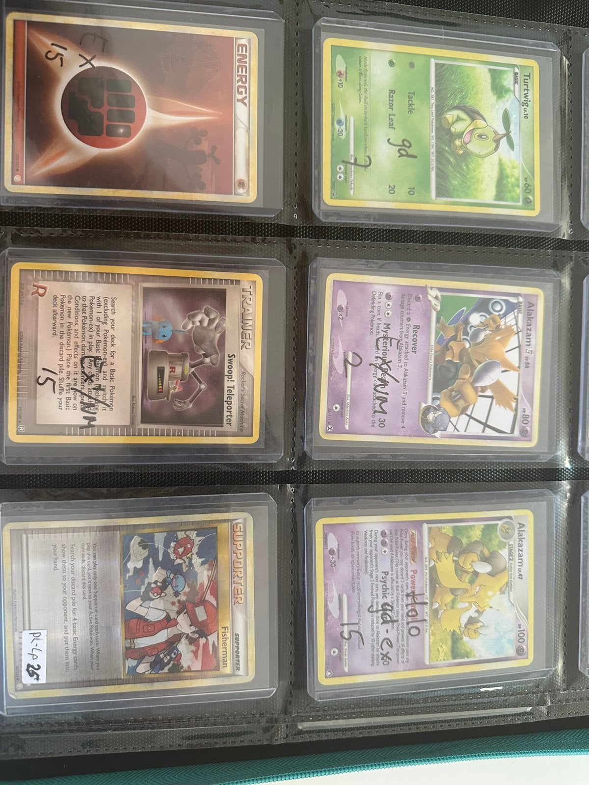 Oude pokemon kaarten. Holo en reverse, Ophalen, Zo goed als nieuw, Meerdere kaarten