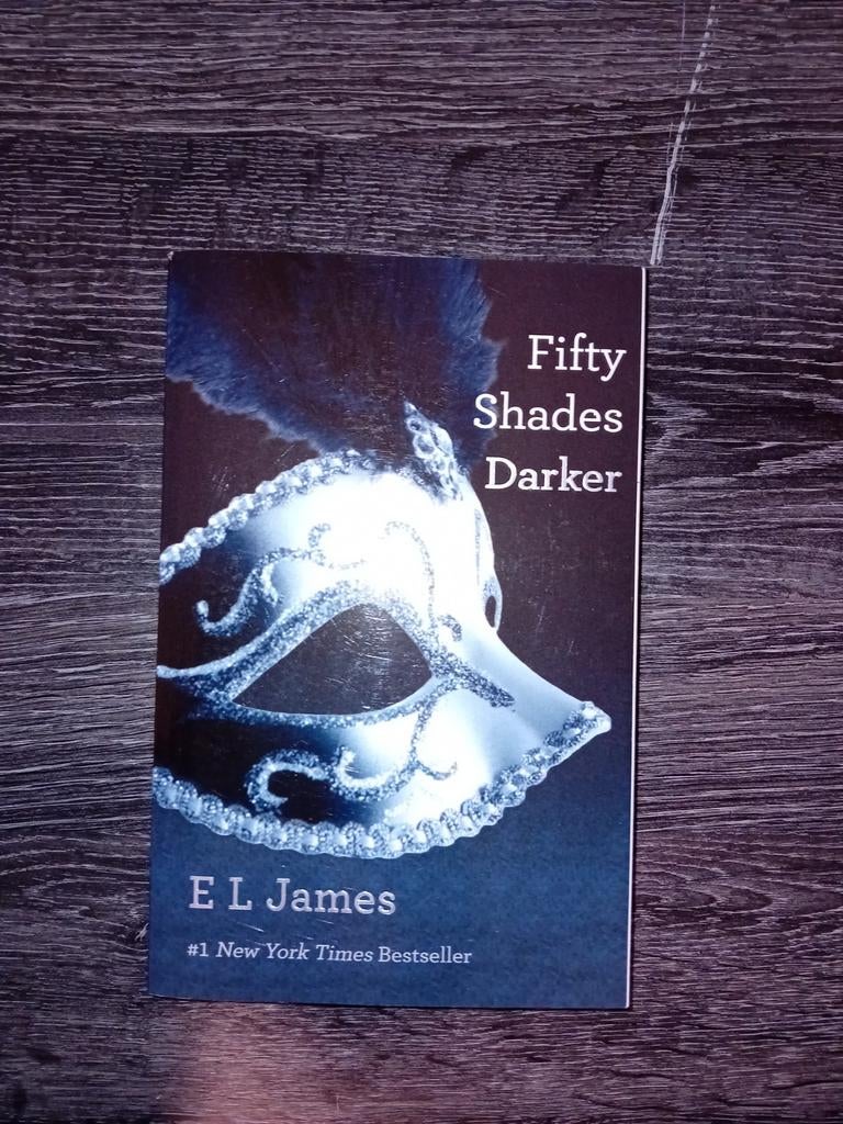 Fifty shades darker, Boeken, Ophalen, Zo goed als nieuw