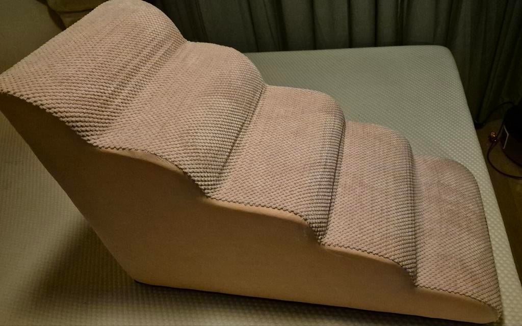Huisdiertrap voor bed, bank en stoel, Ophalen, Zo goed als nieuw, Overige