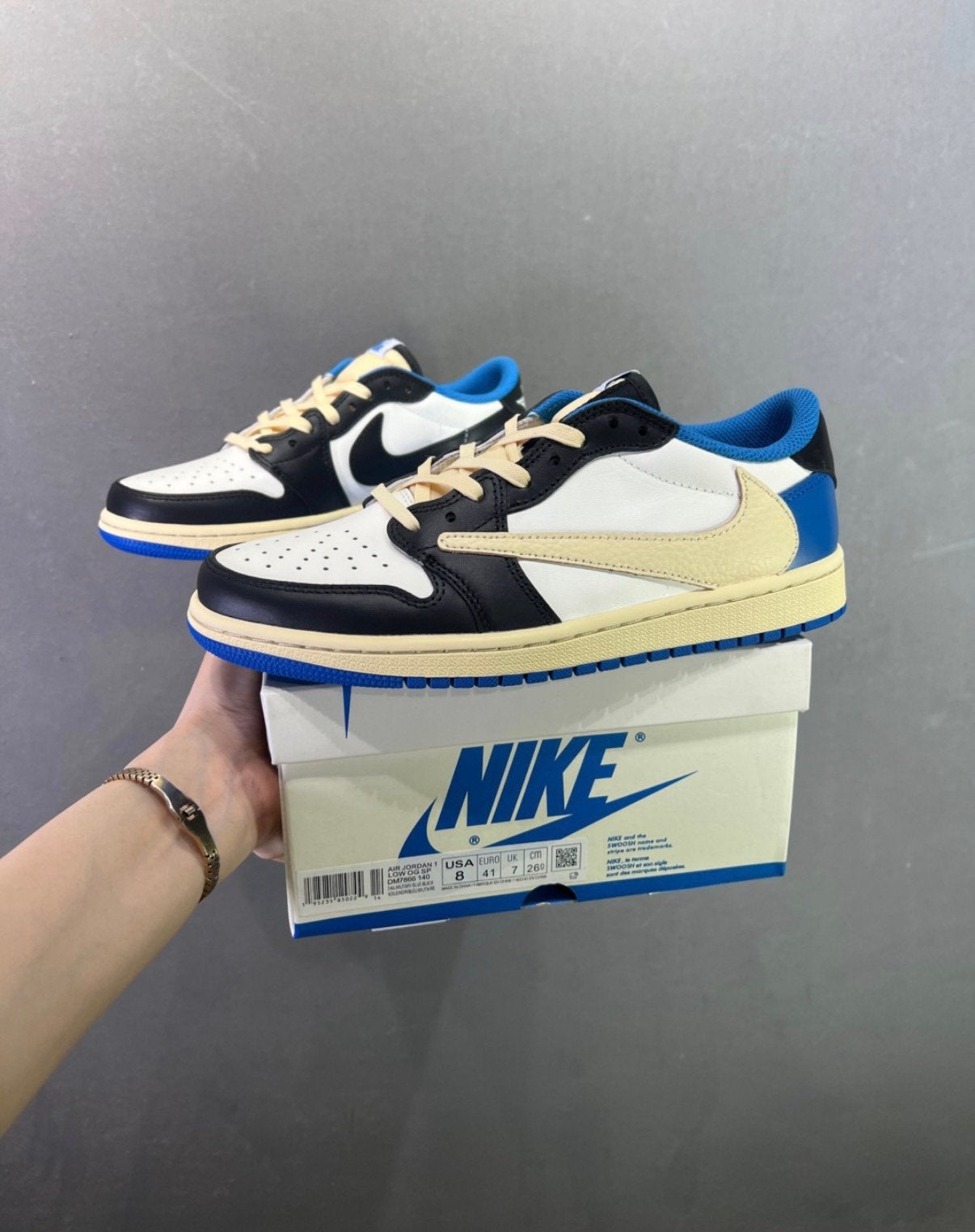Travis scott Fragment, Blauw, Nieuw, Ophalen of Verzenden, Sneakers of Gympen