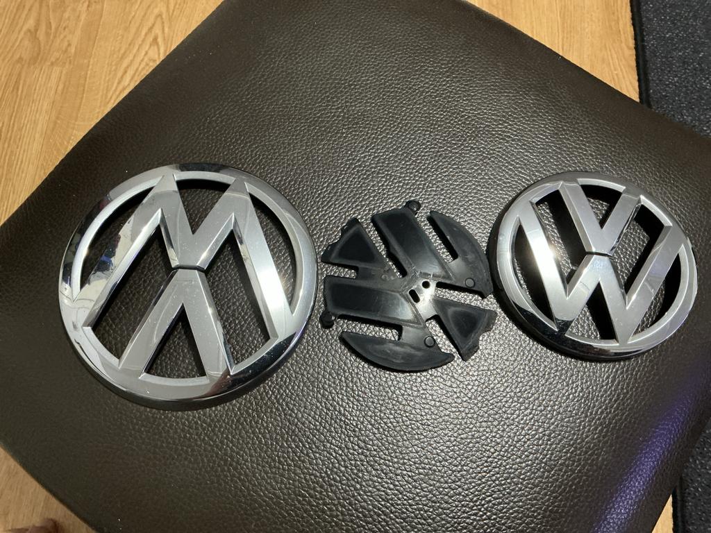 Vw logo embleem in hele goede staat, Ophalen of Verzenden, Gebruikt, Volkswagen