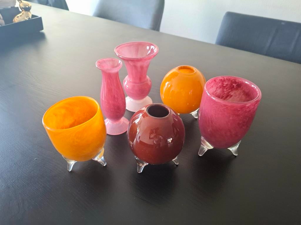 Dutz vaasjes te koop., Ophalen, Overige kleuren, Minder dan 50 cm, Glas